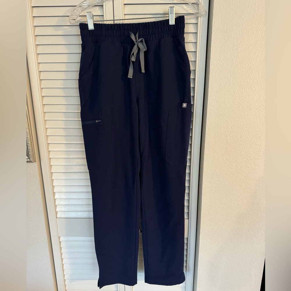 Navy blue figs, size XS